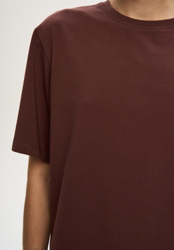 Футболка Coshene