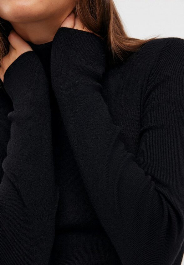 Водолазка Baon