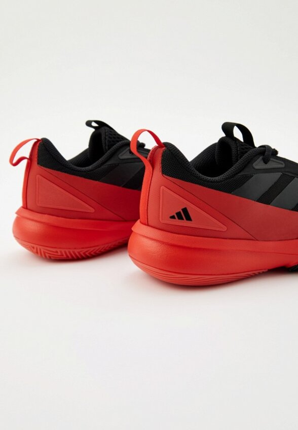 Кроссовки adidas