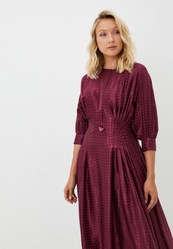 Платье MadaM T