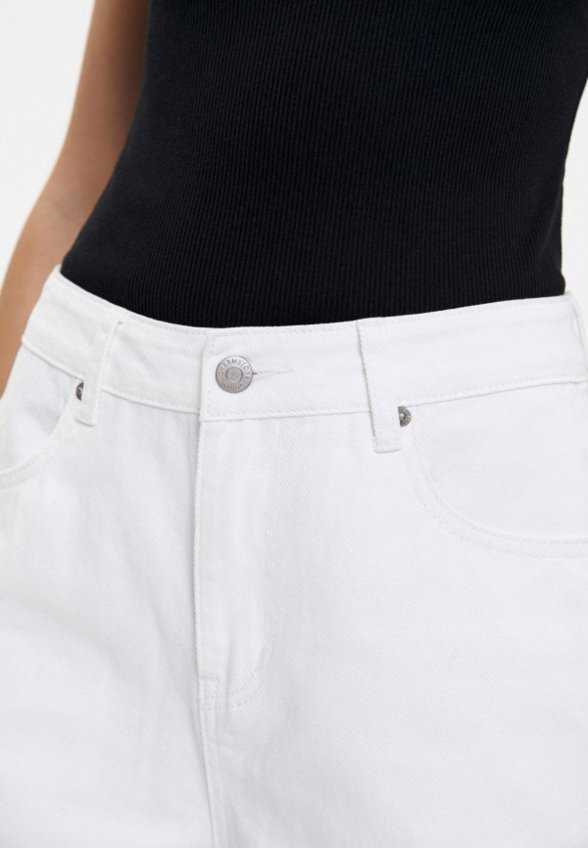 Шорты джинсовые Charmstore