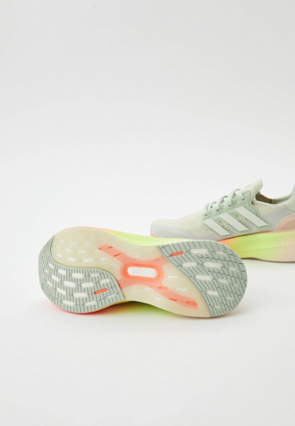 Кроссовки adidas