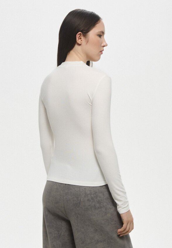 Лонгслив Befree