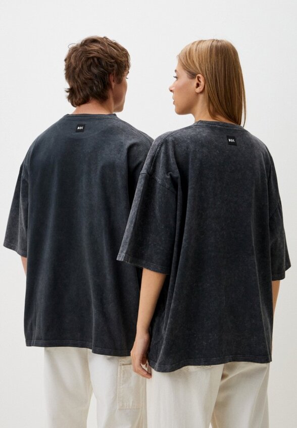 Футболка DNK