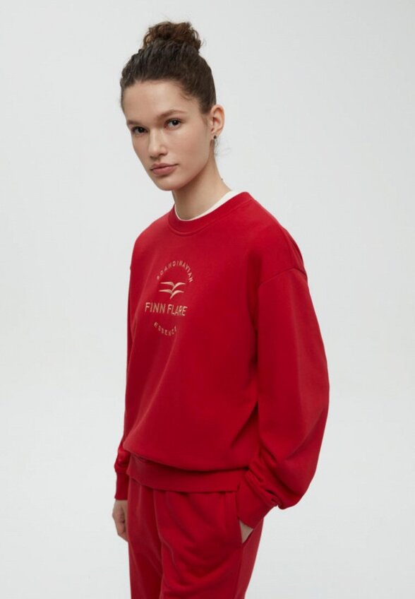 Свитшот Finn Flare