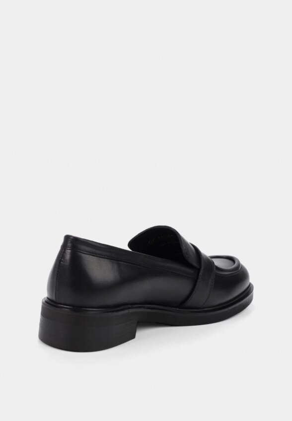 Лоферы Pazolini