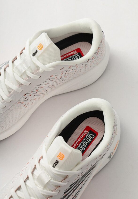 Кроссовки Baasploa