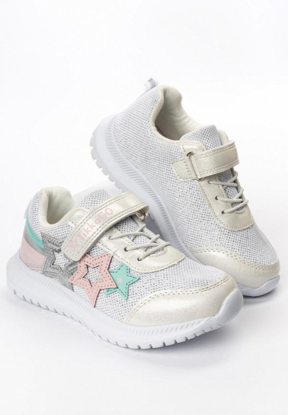 Кроссовки Tikkago