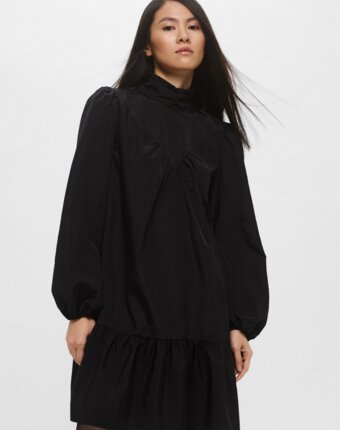 Платье H&M женщинам