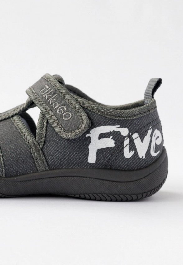 Сандалии Tikkago