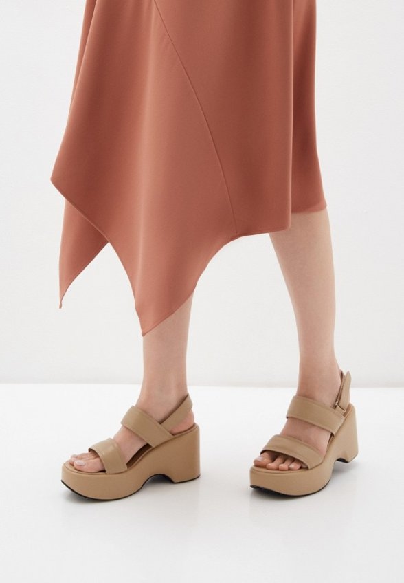 Босоножки Abricot