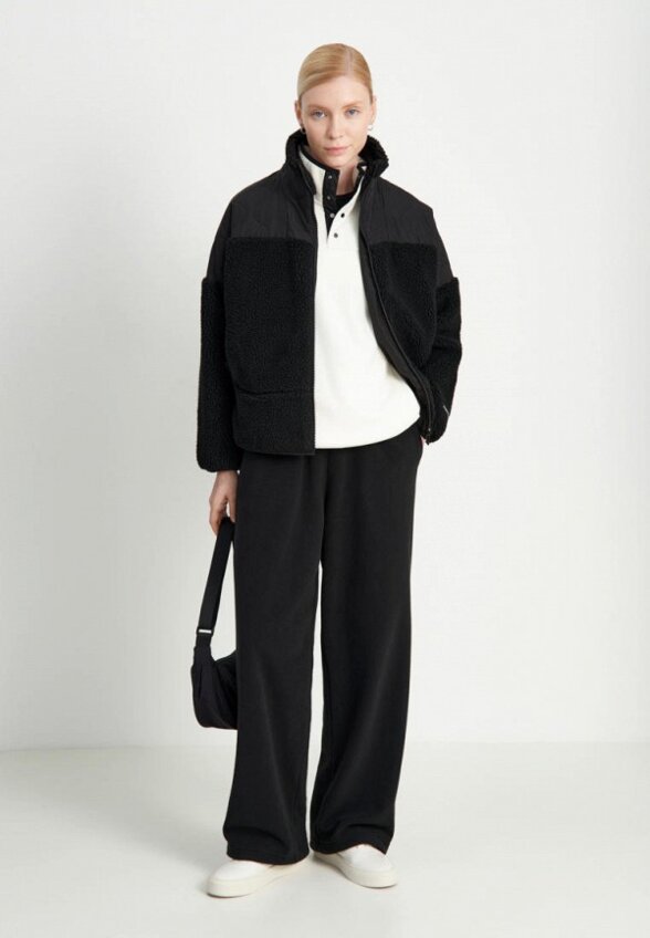 Куртка утепленная Finn Flare