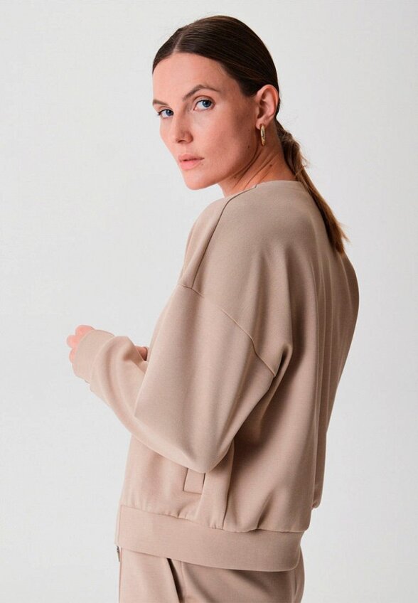 Олимпийка Antiga