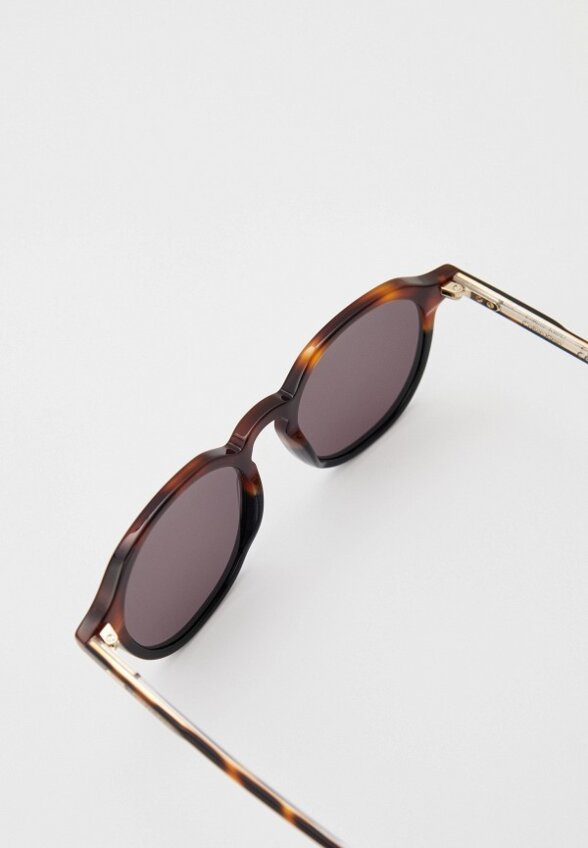 Очки солнцезащитные Calvin Klein