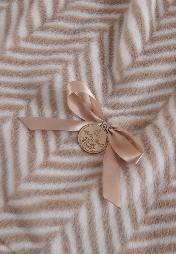 Плед Sofi De Marko