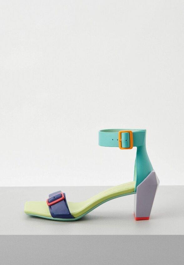 Босоножки United Nude