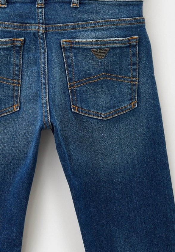 Джинсы Emporio Armani