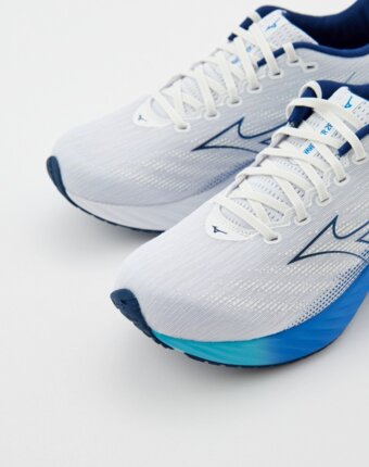Кроссовки Mizuno мужчинам