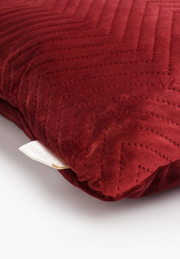 Наволочка декоративная Sofi De Marko