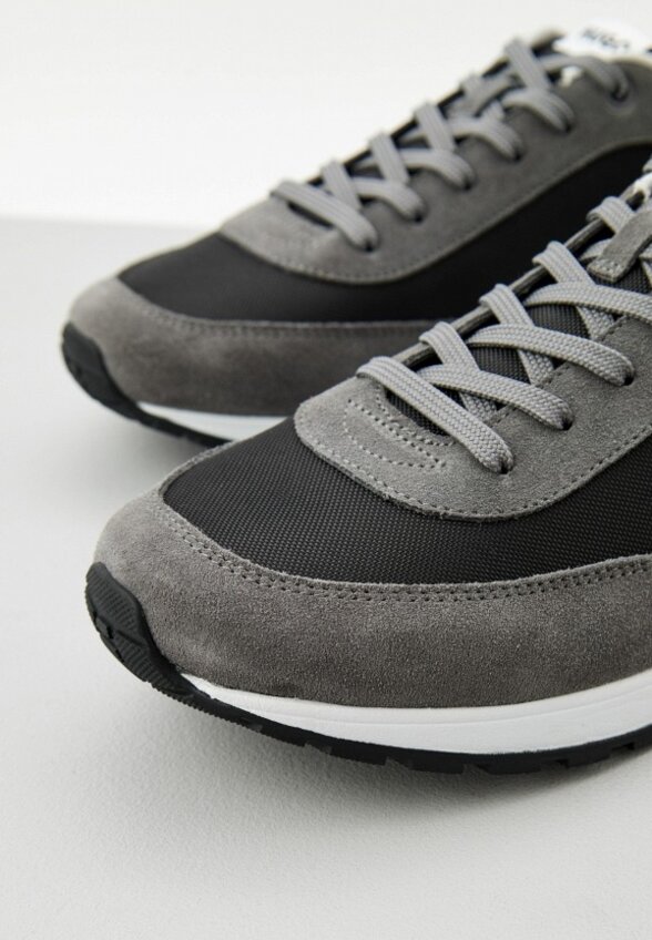 Кроссовки Hugo