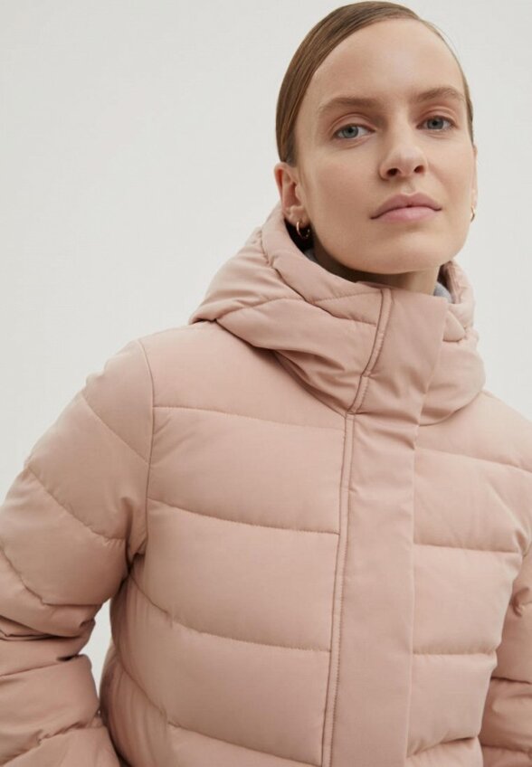 Пуховик Finn Flare