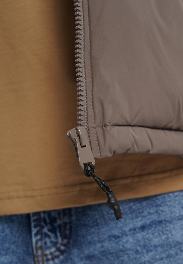 Пуховик Твое