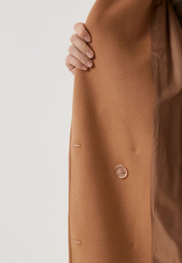 Пальто двубортное Chic de Femme