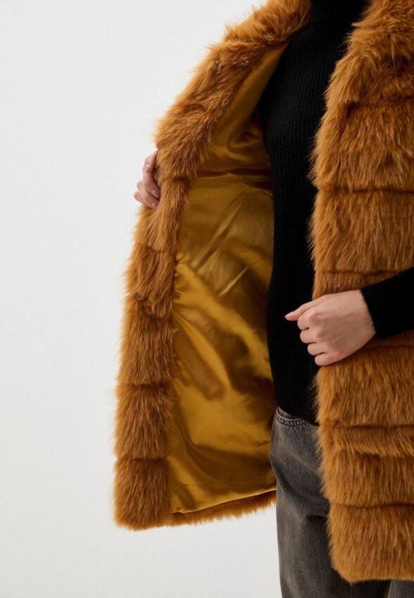 Жилет меховой Mexx