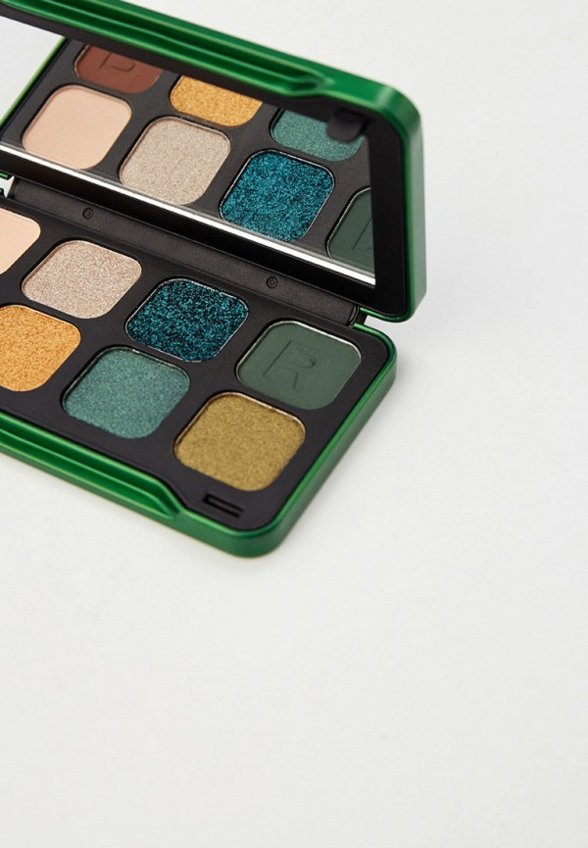 Палетка теней из 8 цветов Revolution