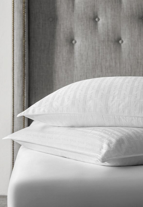 Подушка Togas