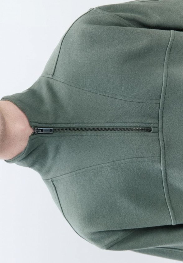 Олимпийка Befree