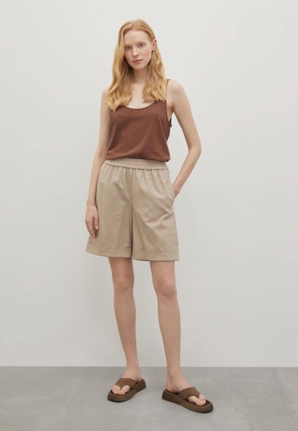 Шорты Finn Flare