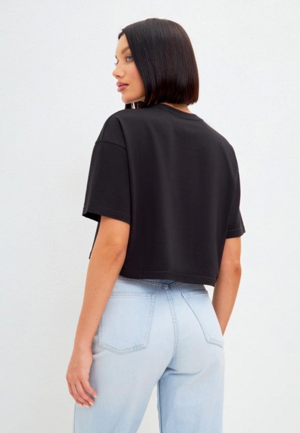 Футболки 2 шт. Gabriel and Ester London