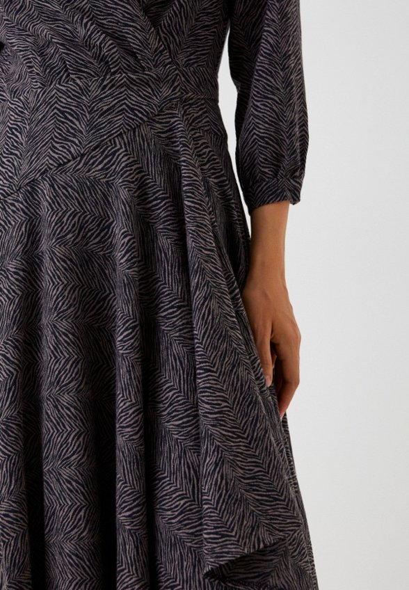 Платье MadaM T