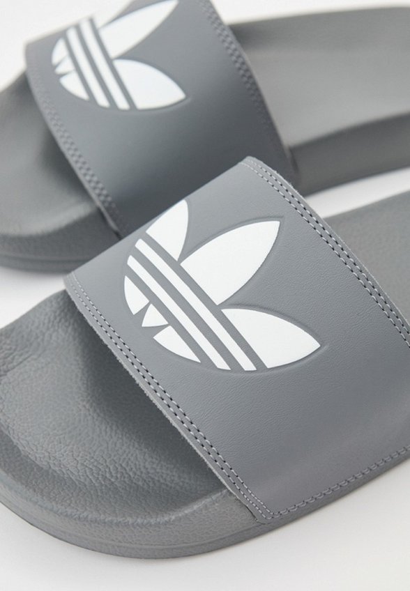 Сланцы adidas Originals