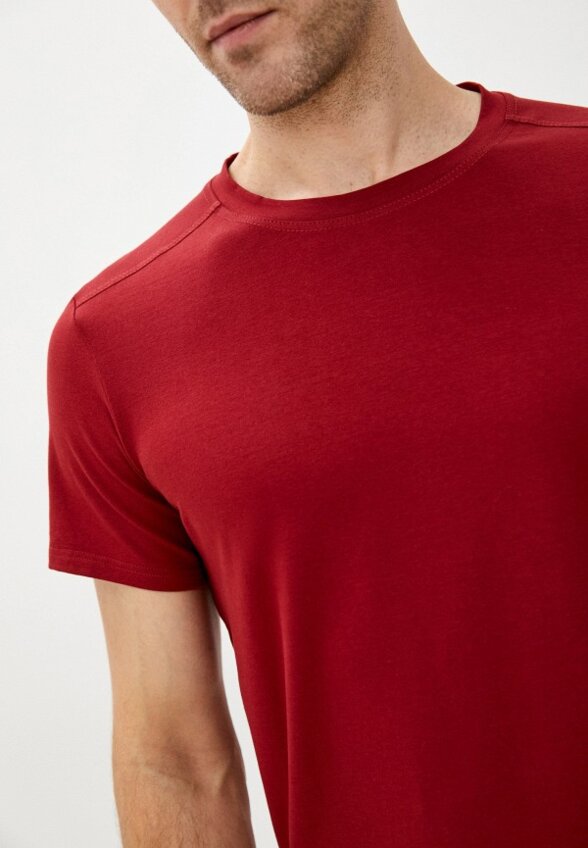 Футболка Emdi