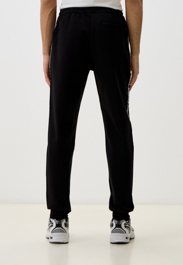 Брюки спортивные Lacoste