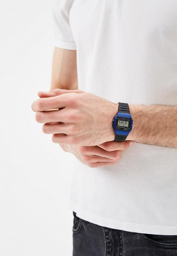 Часы Casio