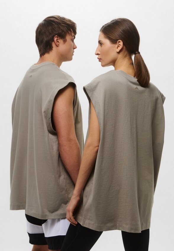 Майка спортивная adidas