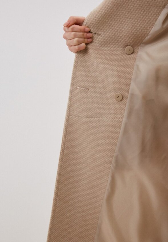 Пальто двубортное Almarosa