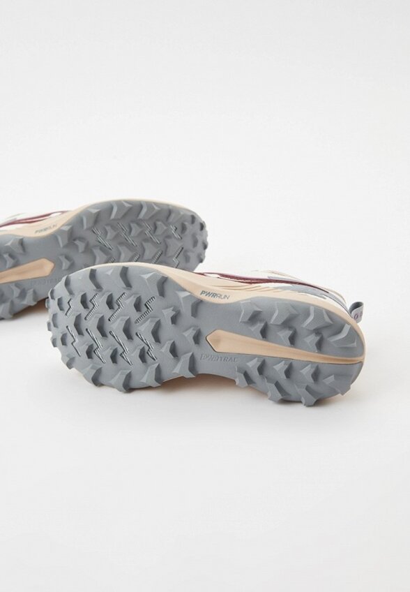 Кроссовки Saucony