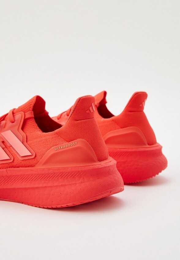 Кроссовки adidas