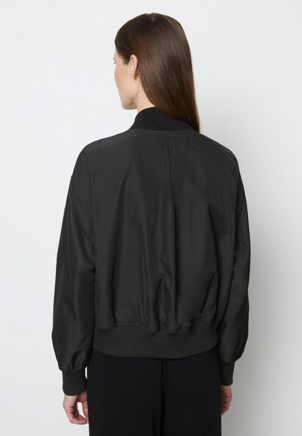 Бомбер Marc O'Polo