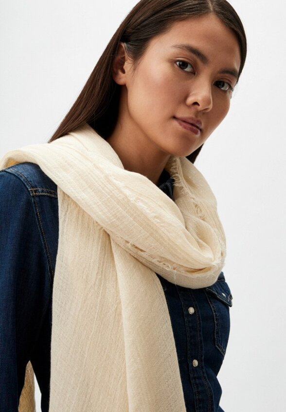 Палантин Mango