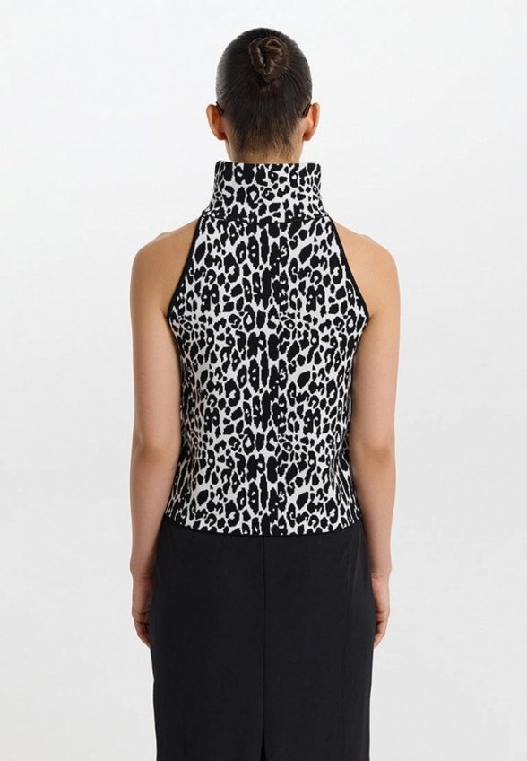 Жилет Love Republic