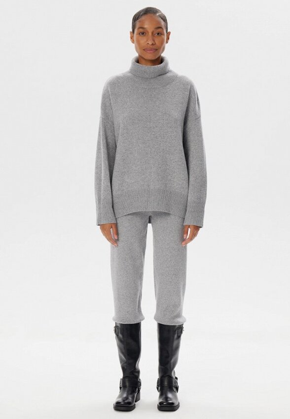 Свитер Evdokia