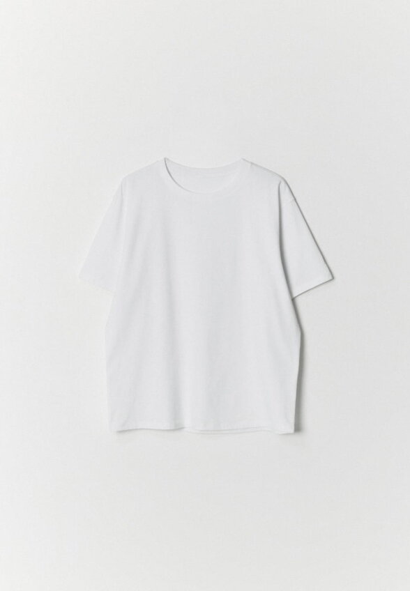 Базовая футболка REGULAR FIT