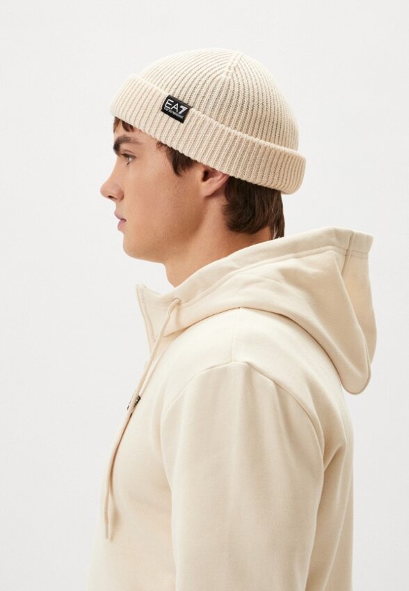 Шапка EA7