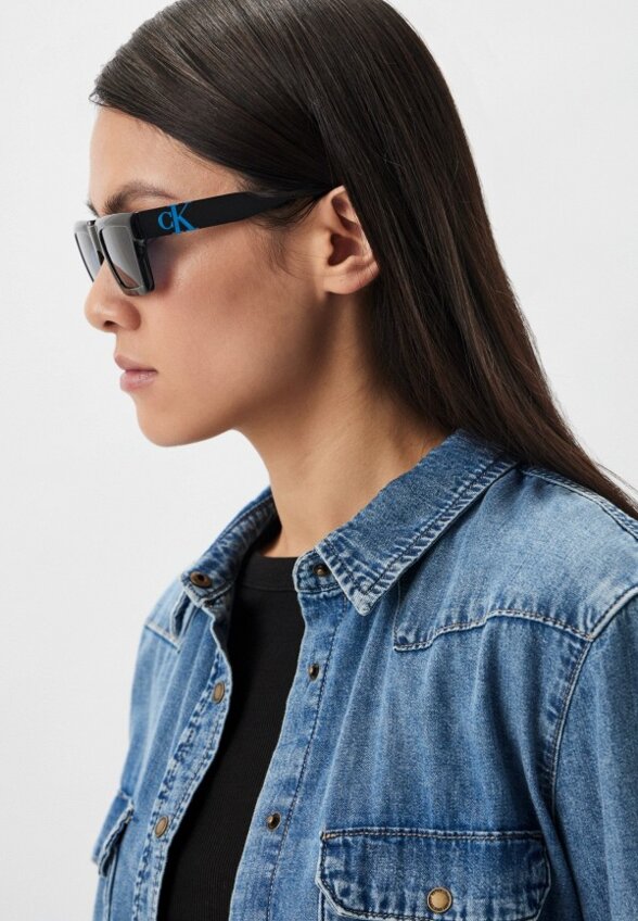 Очки солнцезащитные Calvin Klein Jeans