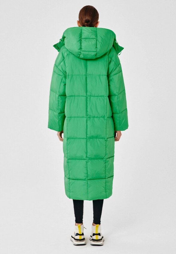 Пуховик Снежная Королева